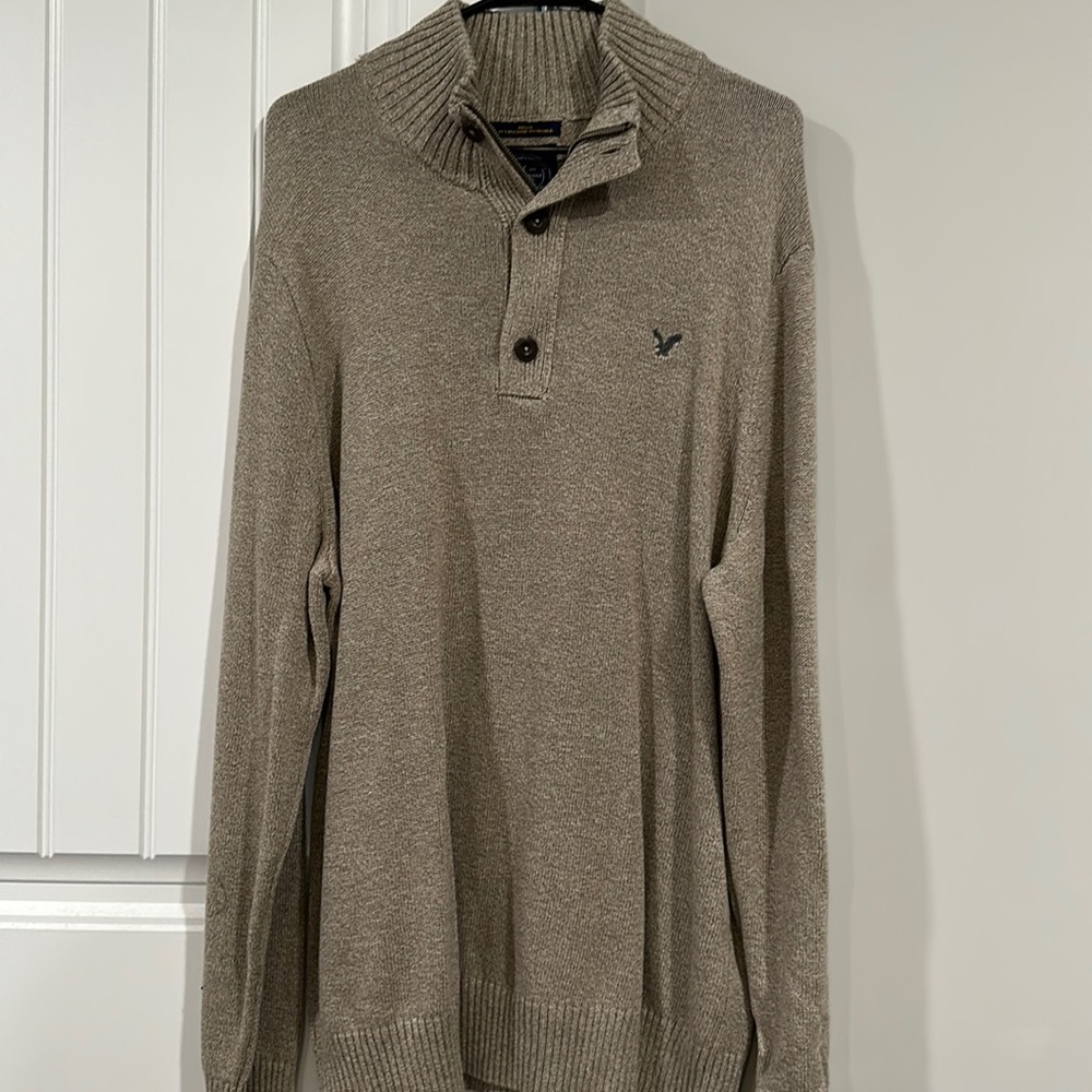 American eagle men’s sweater